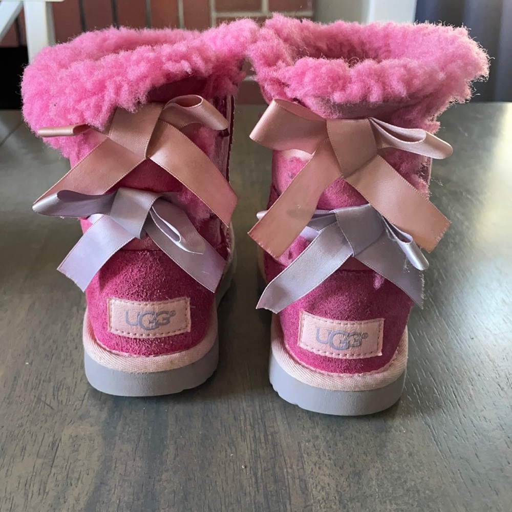 Pink Uggs